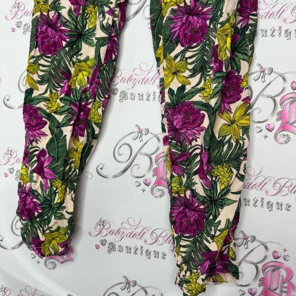 H&M pants floral tropical purple green cream leafs flowers comfy lightweight - Picture 6 of 9